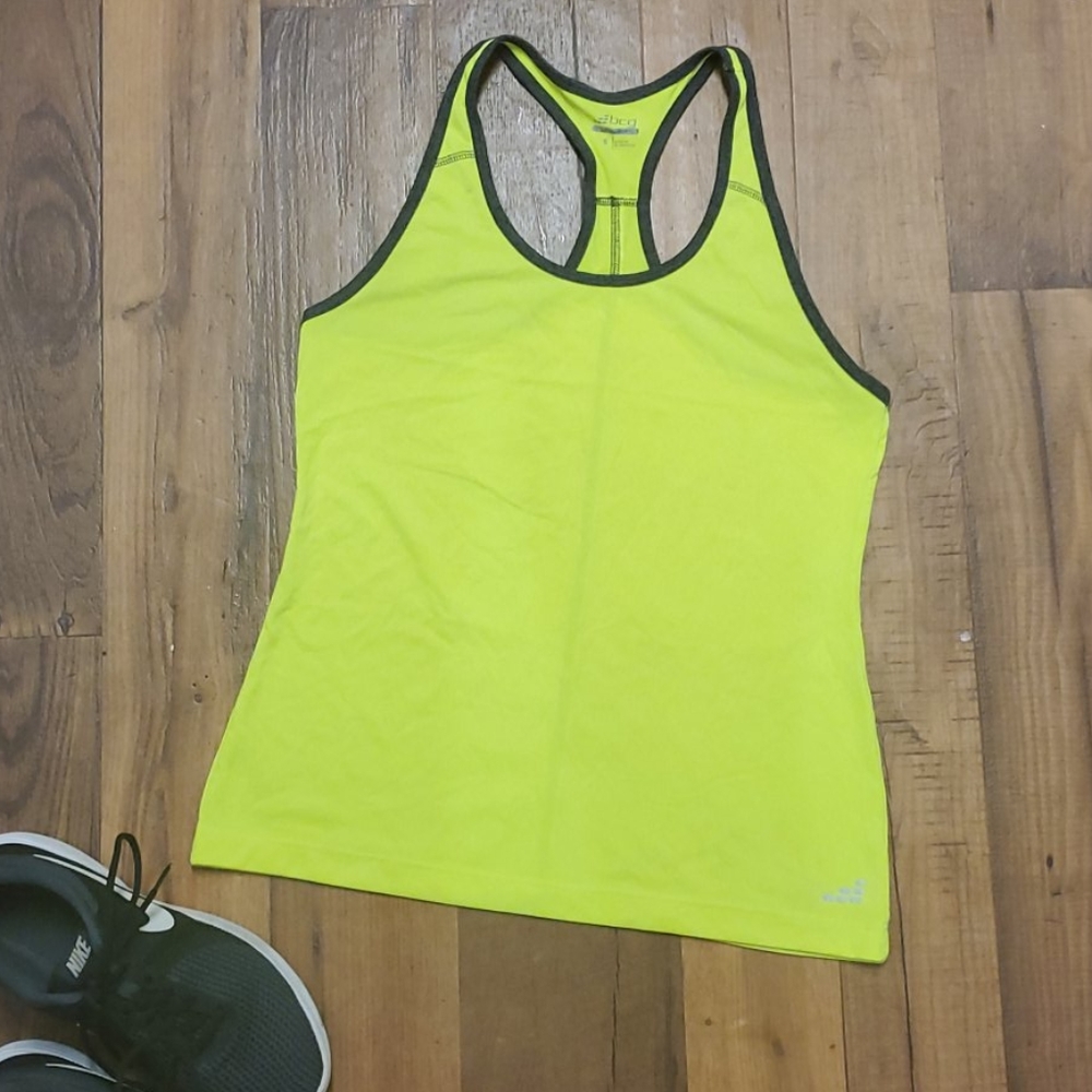EUC Neon yellow workout tank - Picture 1 of 4